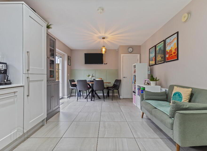 82 Millreagh Avenue, Dundonald, Belfast, BT16 1SU