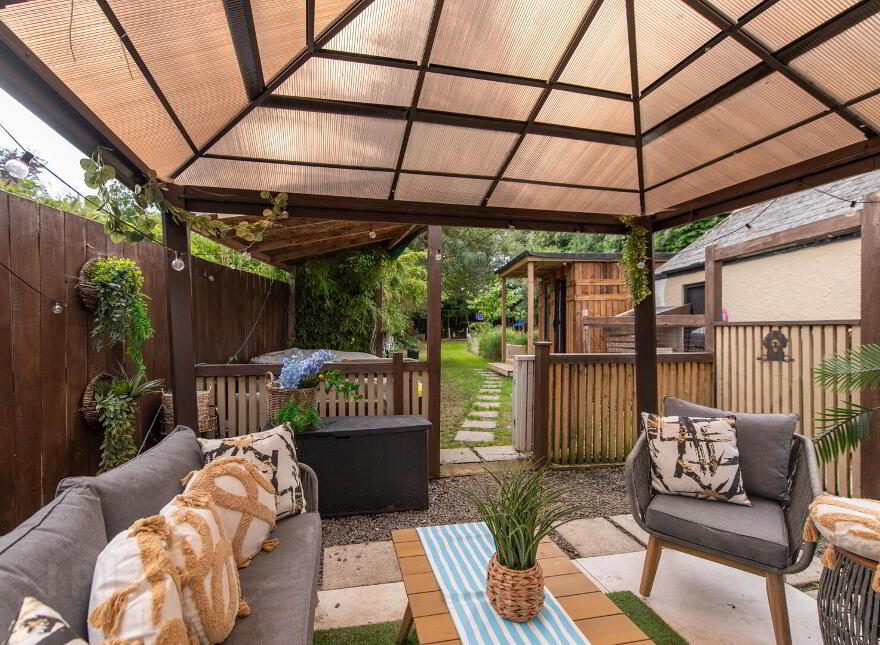 344 Antrim Road, Newtownabbey, BT36 5EQ