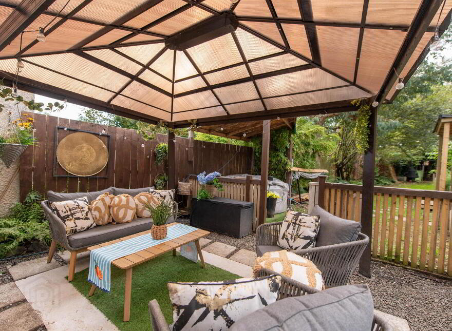 344 Antrim Road, Newtownabbey, BT36 5EQ
