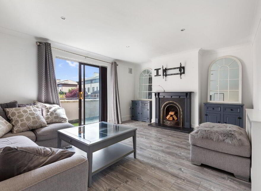 81 Gleann Na Ri, Valley Avenue, Druid Valley, Dublin 18, D18RKP1