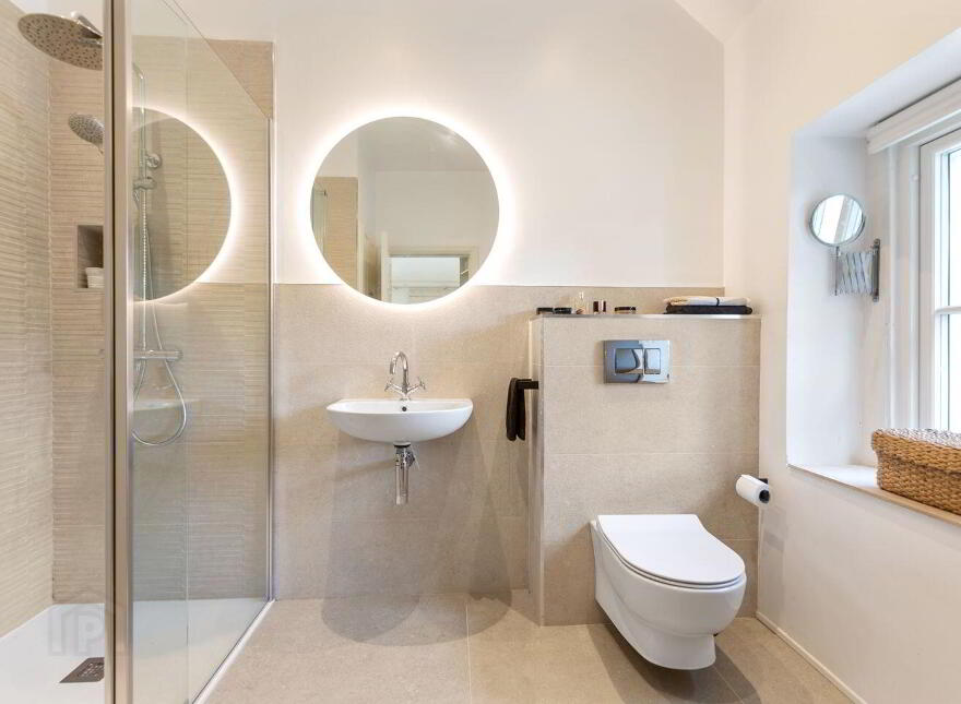 Mill House, Enniskerry Road, Kilternan, Kilternan, D18XY67