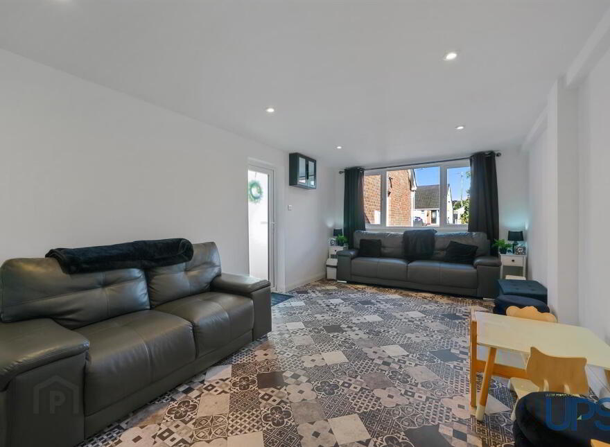 170 Moss Road, Lambeg, Lisburn, BT27 4LJ