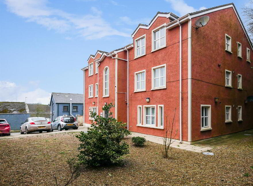 19 Hampton Court, Ballygowan, Newtownards, BT23 6HW