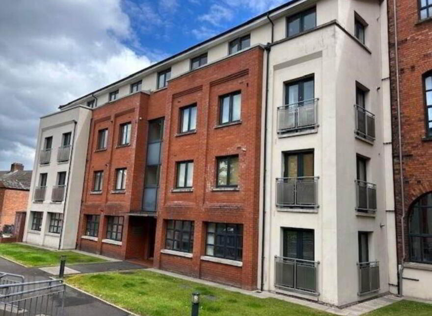 Apt 22, Chichester Building, Old Bakers Court, Belfast, BT6 8QX