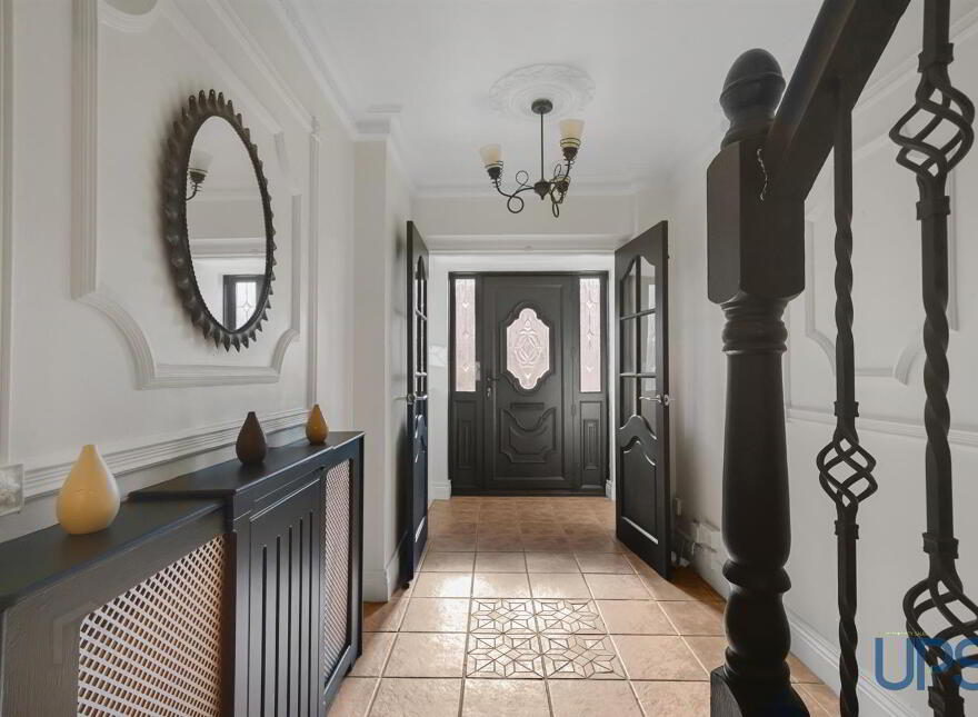 Extended Home & Apartment / Annex, 4 Stewartstown Gardens, Stewartstow...Belfast, BT11 9GG