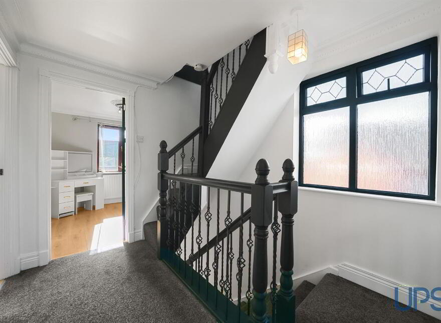 Extended Home & Apartment / Annex, 4 Stewartstown Gardens, Stewartstow...Belfast, BT11 9GG