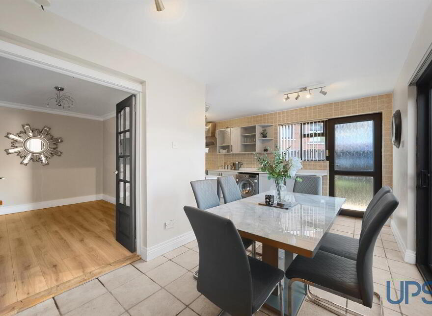Extended Home & Apartment / Annex, 4 Stewartstown Gardens, Stewartstow...Belfast, BT11 9GG