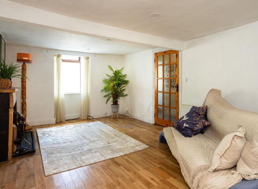 3 Castle Street, Macroom, P12VE81
