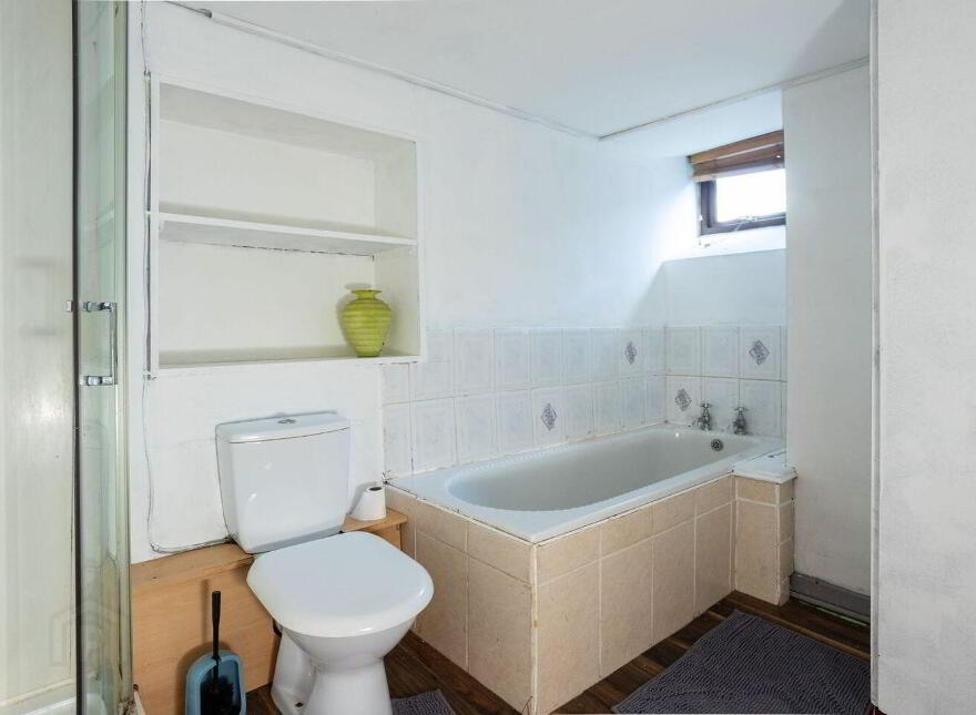 3 Castle Street, Macroom, P12VE81