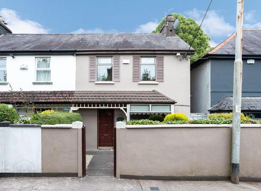 Belmont, 2 Hartland's Road, The Lough, T12W6P1 photo