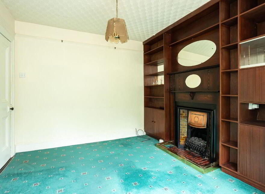 Belmont, 2 Hartland's Road, The Lough, T12W6P1