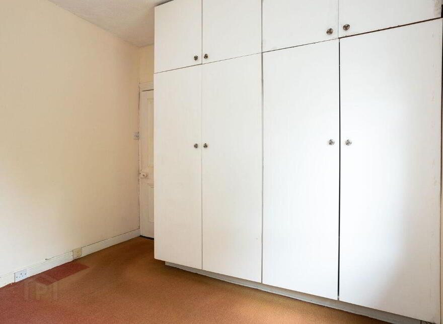 Belmont, 2 Hartland's Road, The Lough, T12W6P1