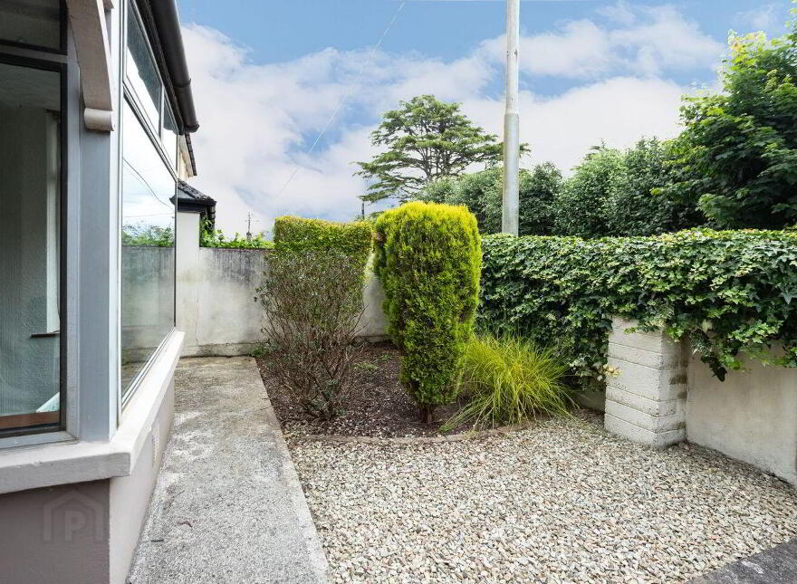 Belmont, 2 Hartland's Road, The Lough, T12W6P1