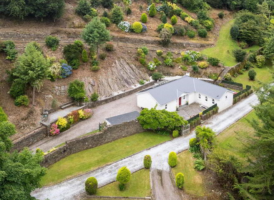 Classis Lodge, Classis, Ballincollig, P31FA40 photo