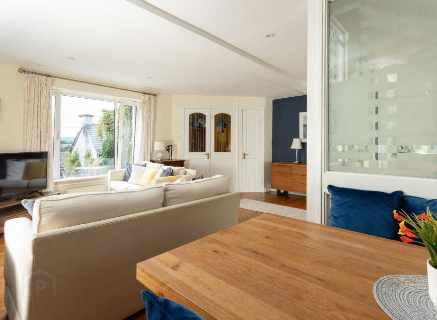 10 Salmon View Terrace, Sundays Well Avenue, Sunday's Well, T23H99H