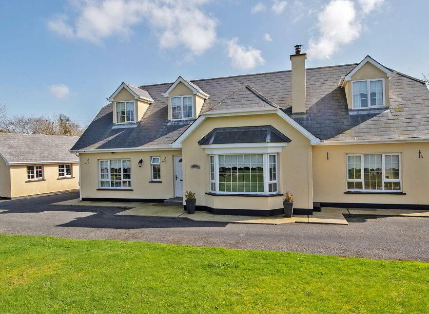 Mahon View, Briska, Lemybrien, Mahon Bridge, X42RN96