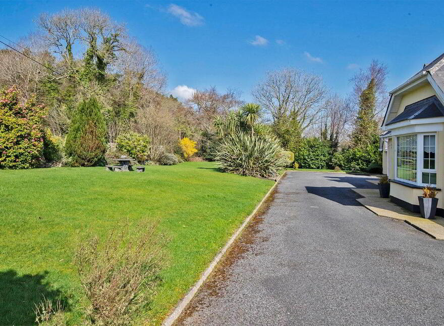 Mahon View, Briska, Lemybrien, Mahon Bridge, X42RN96