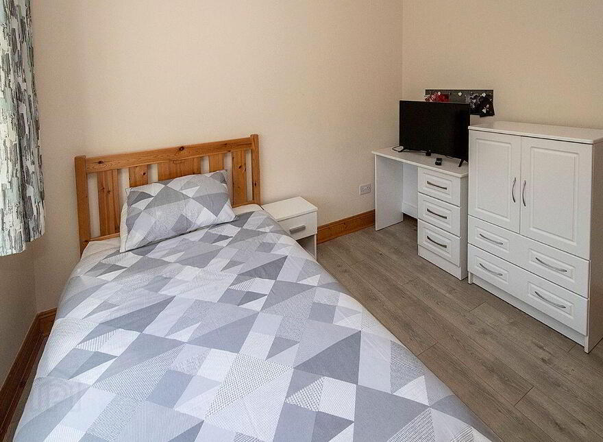 Mahon View, Briska, Lemybrien, Mahon Bridge, X42RN96