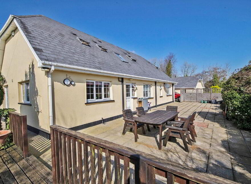 Mahon View, Briska, Lemybrien, Mahon Bridge, X42RN96