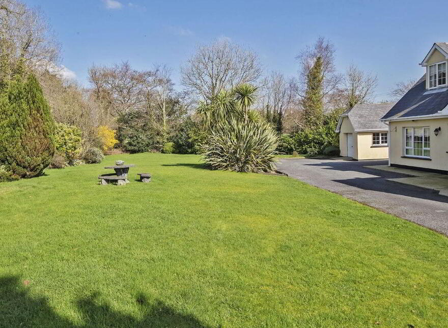Mahon View, Briska, Lemybrien, Mahon Bridge, X42RN96