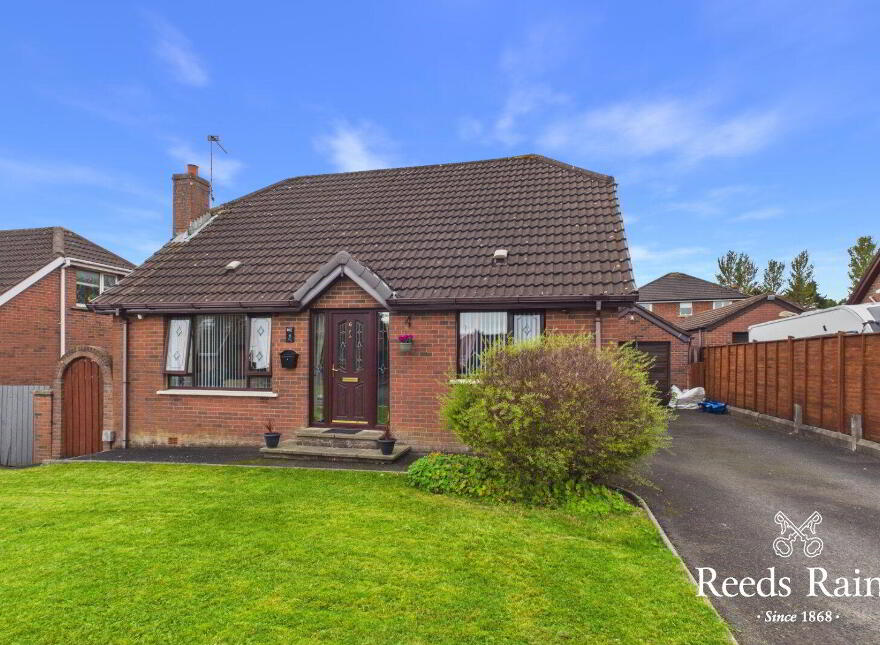 6 Baird Avenue, Carrickfergus, BT38 7XH