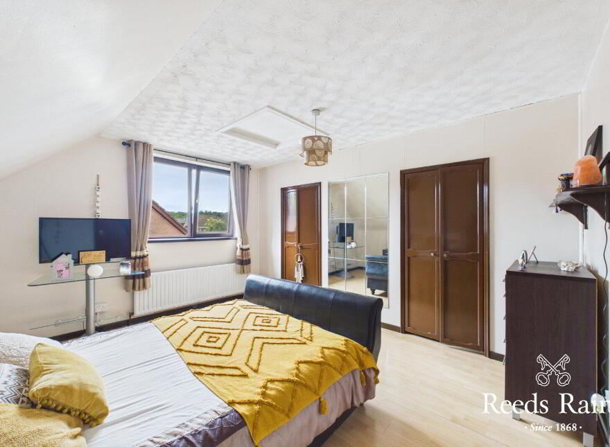 6 Baird Avenue, Carrickfergus, BT38 7XH