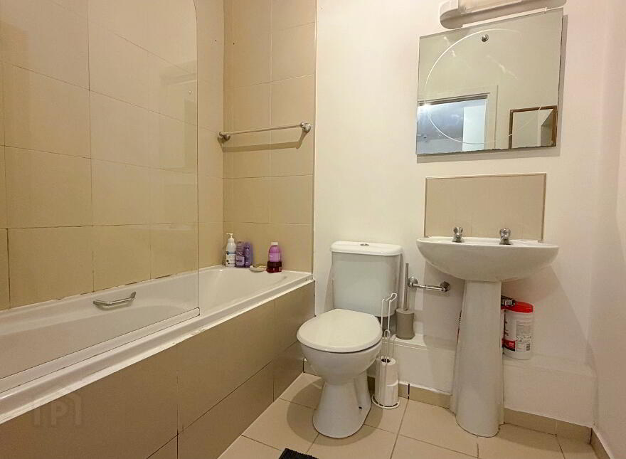 4 Newtown Square, Main Street, Blessington, W91KH42