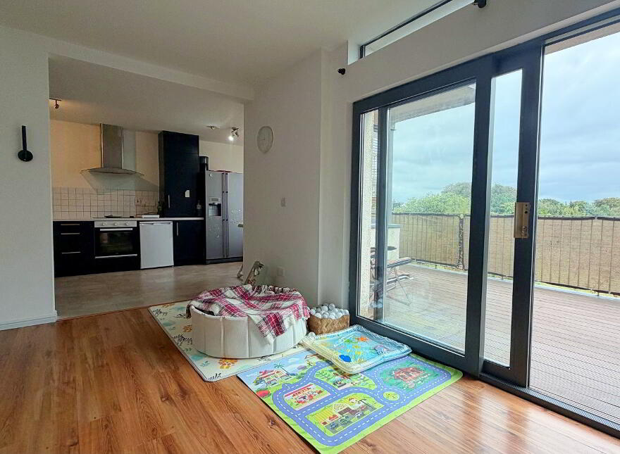 4 Newtown Square, Main Street, Blessington, W91KH42