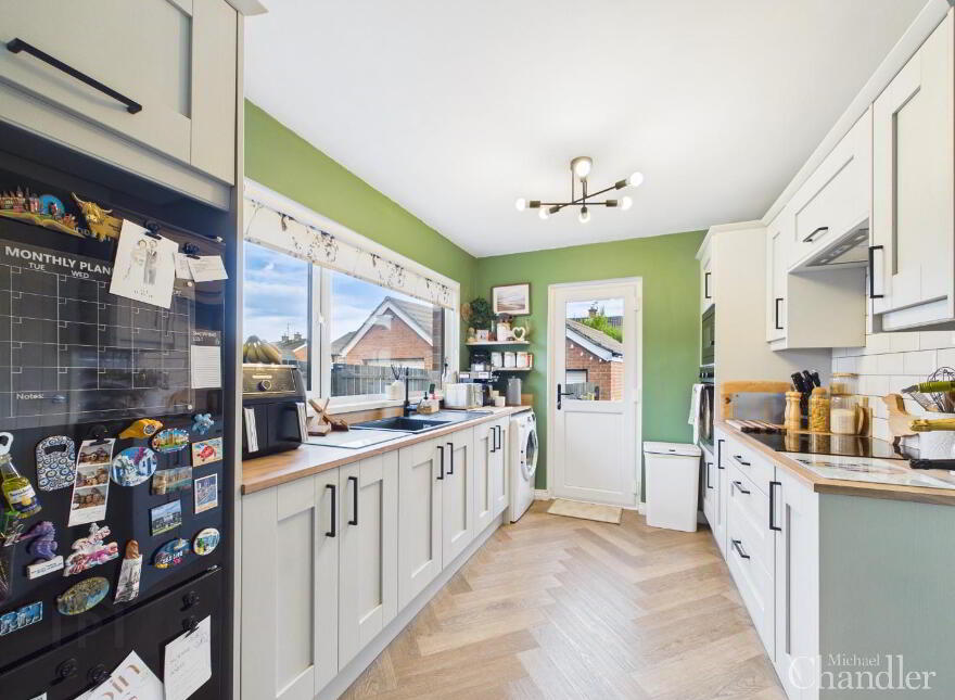62 Marlborough Crescent, Carryduff, Belfast, BT8 8NP