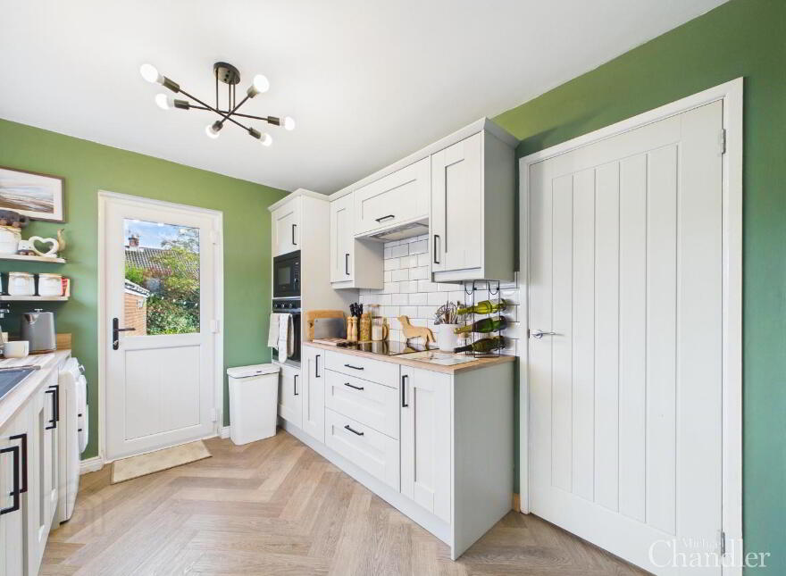 62 Marlborough Crescent, Carryduff, Belfast, BT8 8NP