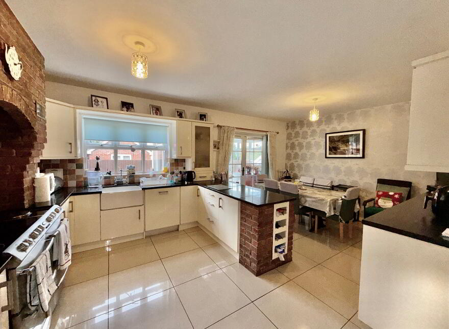 1 St James Meadow, Crumlin, BT29 4GU