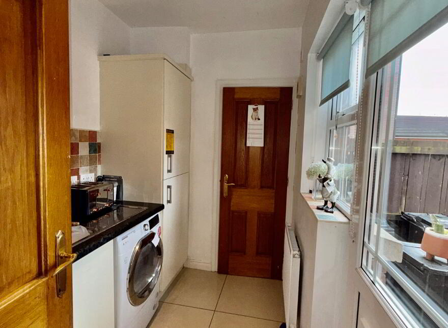 1 St James Meadow, Crumlin, BT29 4GU