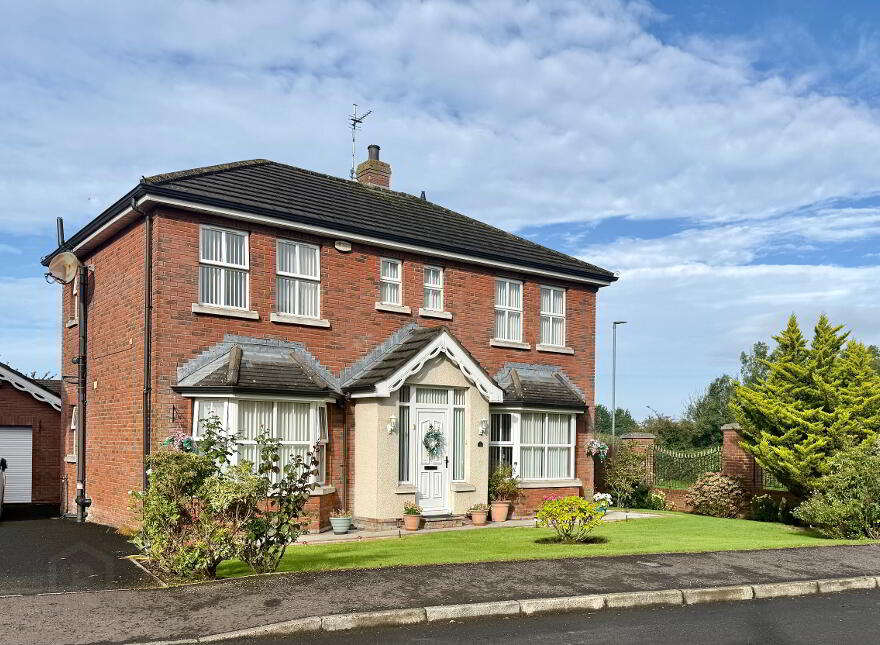 1 St James Meadow, Crumlin, BT29 4GU
