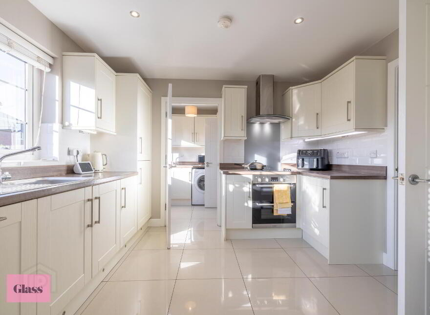 294 Belvedere Manor, Lurgan, Craigavon, BT67 9PA