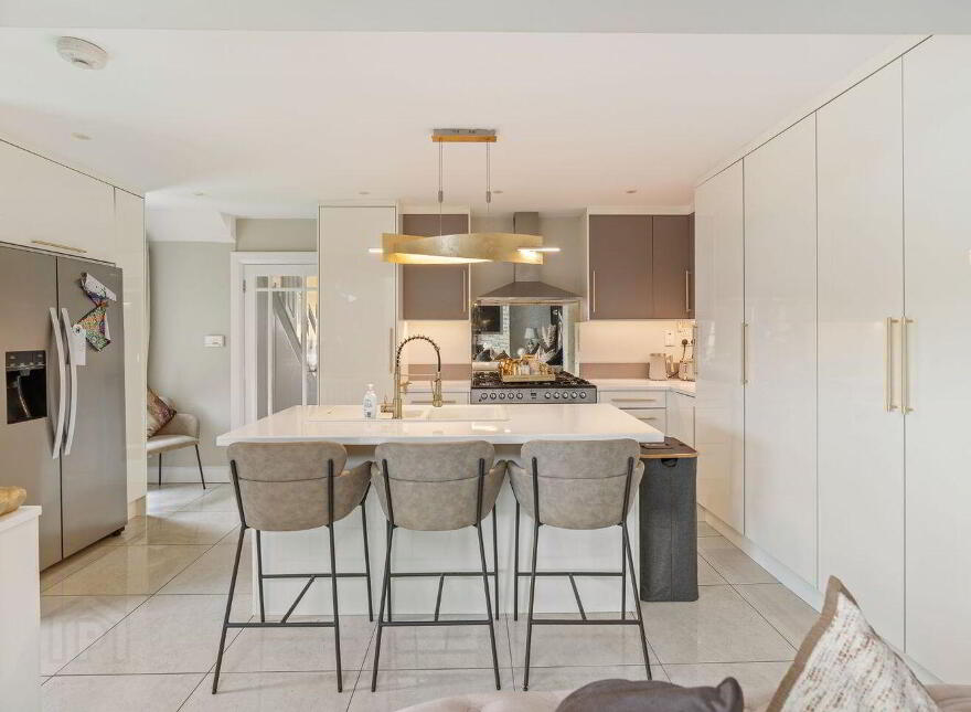 107 Ardcullen, Hollyhill, T23DNP3