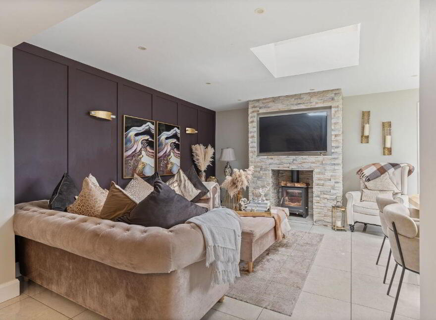 107 Ardcullen, Hollyhill, T23DNP3
