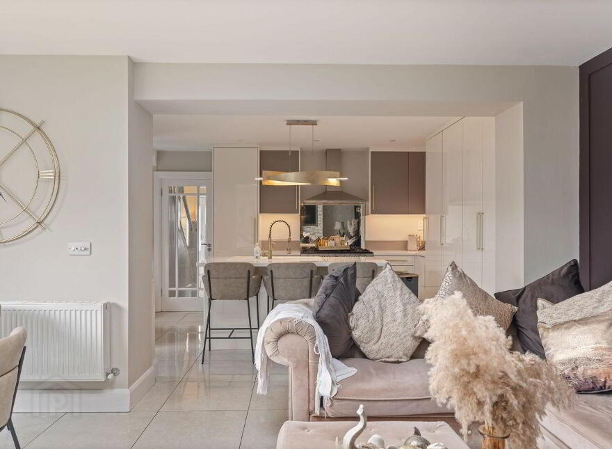 107 Ardcullen, Hollyhill, T23DNP3
