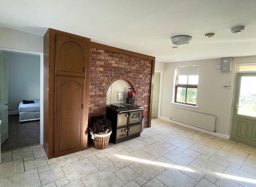 Belclare, Tuam, H54E394