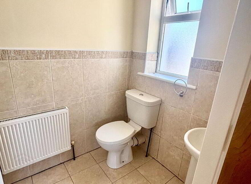 3 College Woods, Balla, F23K797