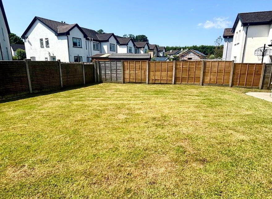 3 College Woods, Balla, F23K797