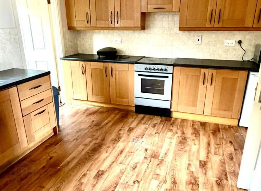 25 The Willows, Castlebar, F23V990