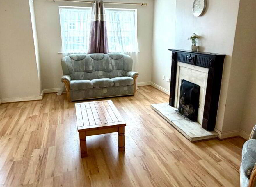 25 The Willows, Castlebar, F23V990