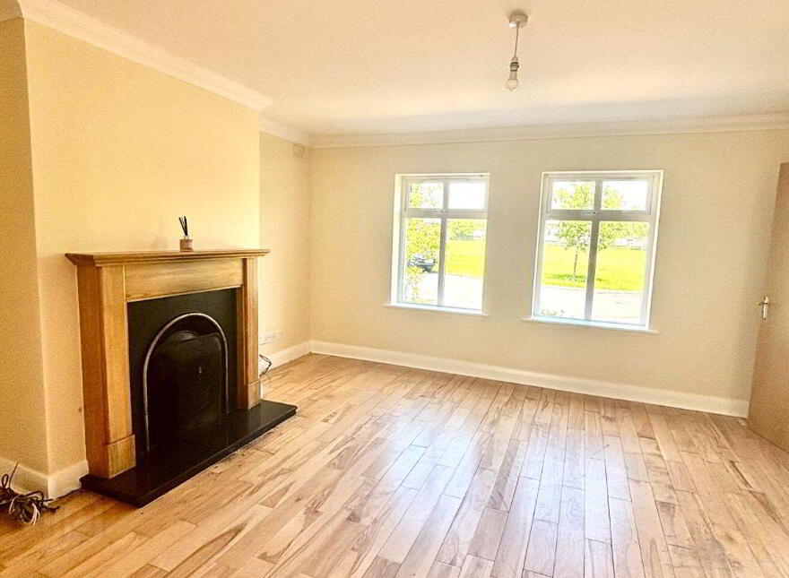 3 College Woods, Balla, F23K797
