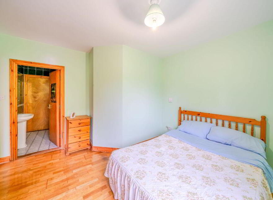 Brook Haven, 1 Carrownurlaur, Breaghwy, Castlebar, F23RK54