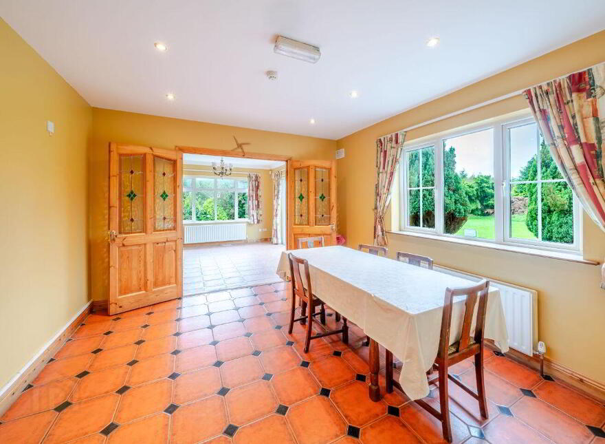 Brook Haven, 1 Carrownurlaur, Breaghwy, Castlebar, F23RK54