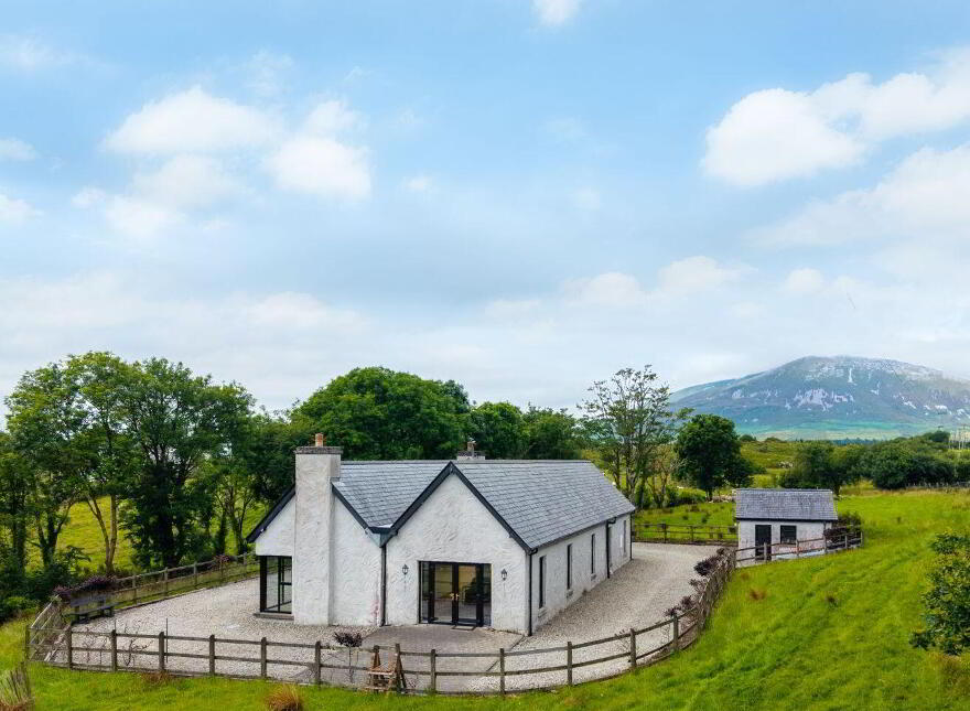 Tawnagh, Lahardane, Cuilkillew, F26W02R