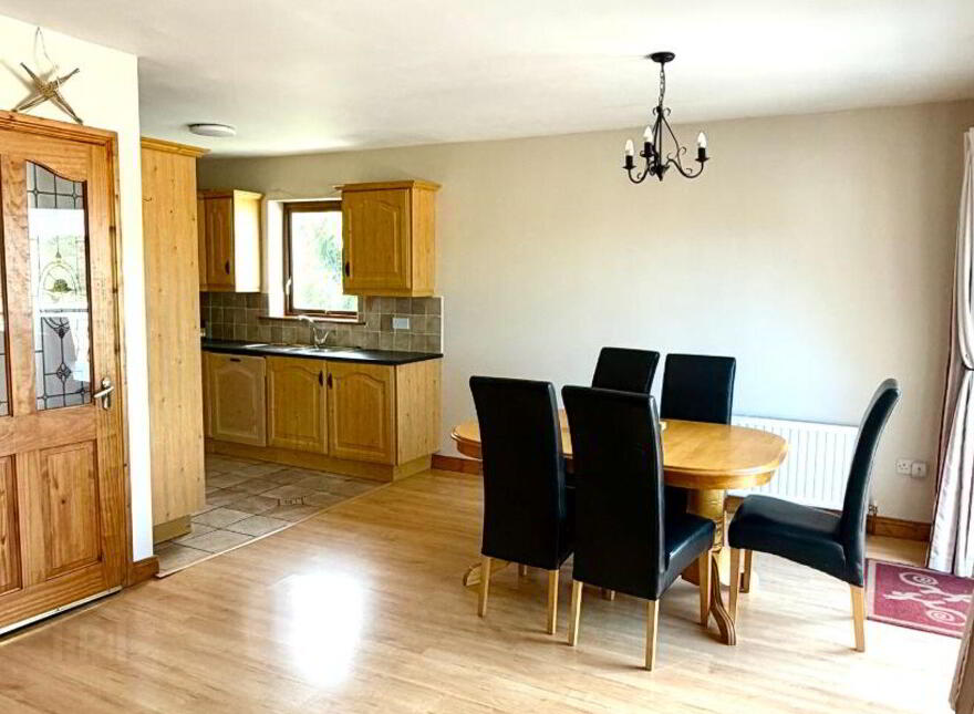 11 Cois Na Habhann, Belcarra, Manulla, F23W562