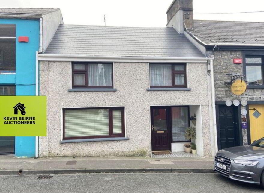 Upper Chapel Street, Castlebar, F23E732 photo