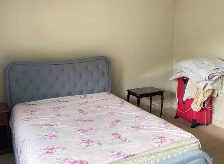 Upper Chapel Street, Castlebar, F23E732