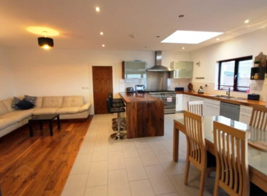 Cashel Lodge, Rosscahill, H91XKA4